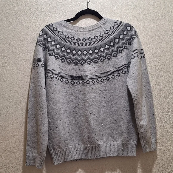 Weatherproof Gray Crewneck Sweater with Nordic Pattern - Picture 2 of 3